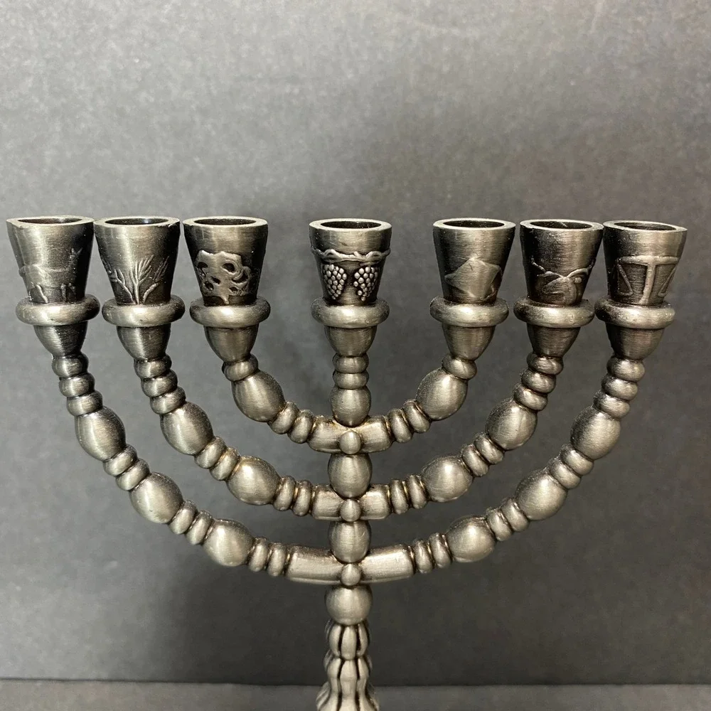 Vintage 12 Tribes of Israel Metal Hanukkah Menorah Jewish Candelabra Religious‎